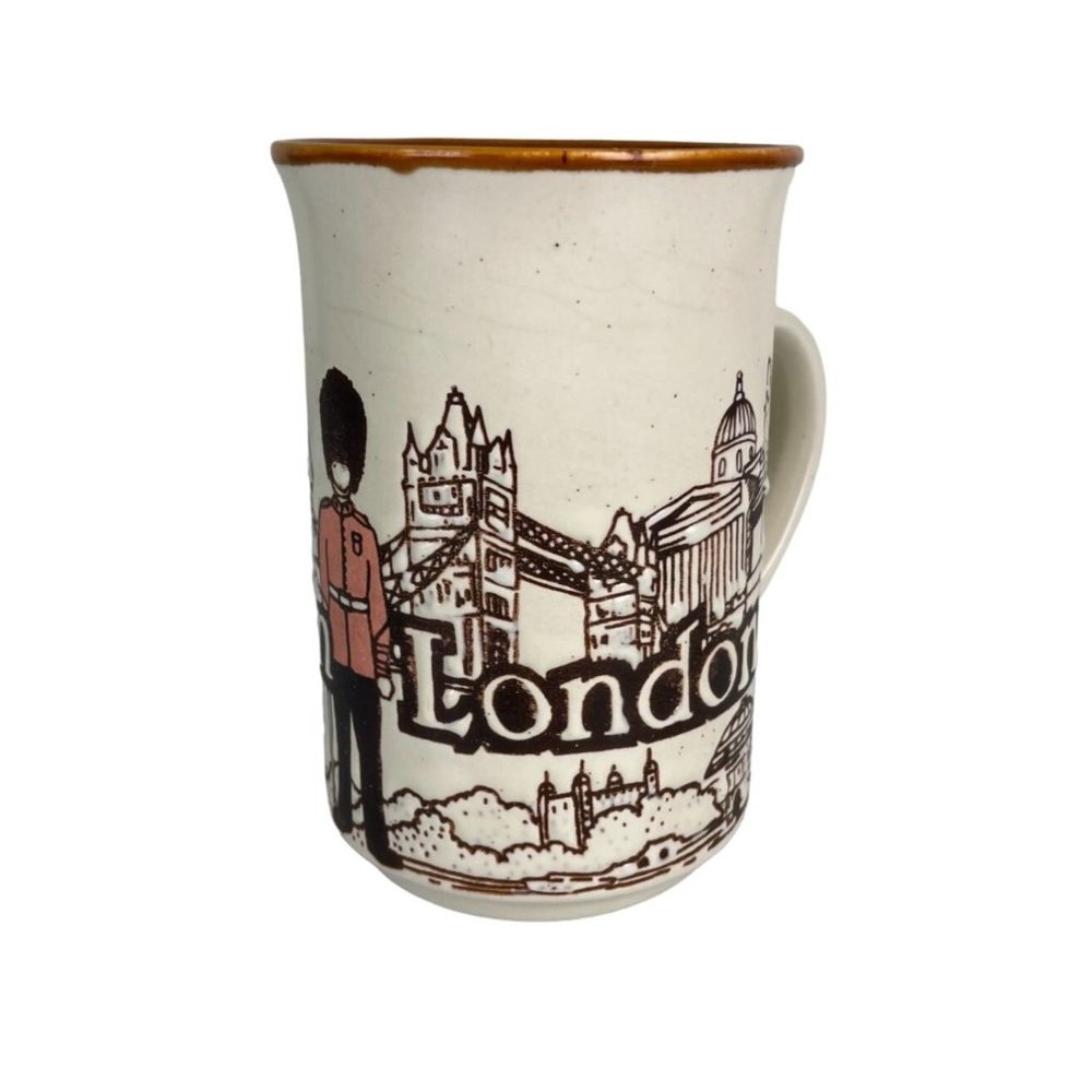 Vintage London & Queen's Royal Guard Brown & Cream Coffee Mug, Kitchen